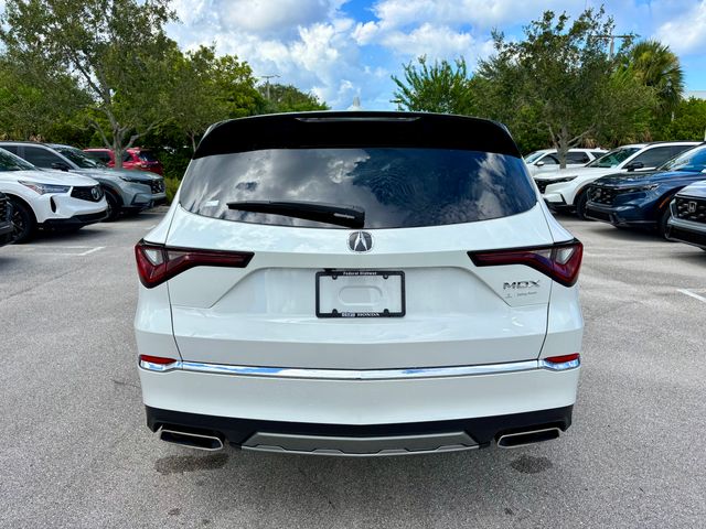 New 2026 Platinum White Pearl Acura SH-AWD image 5