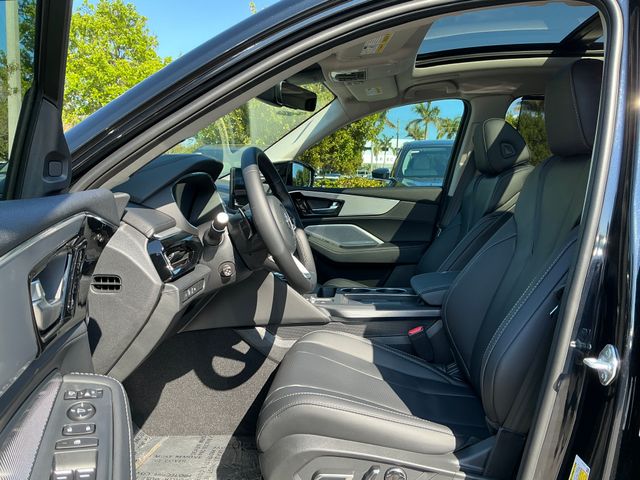 New 2026 Platinum White Pearl Acura FWD Technology Package image 8