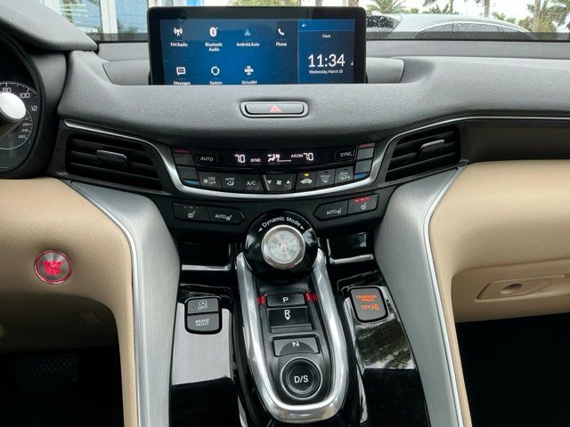Used 2023 Platinum White Pearl Acura  image 17