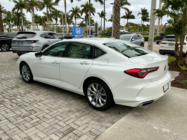 Used 2023 Platinum White Pearl Acura  image 4