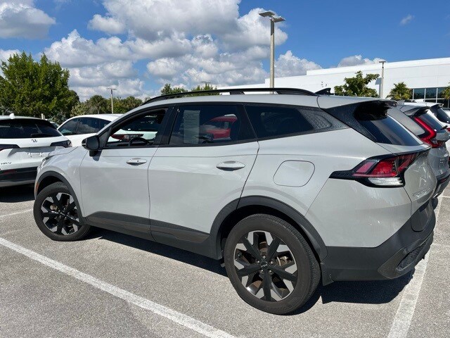 2023 Kia Sportage X-Line photo 3