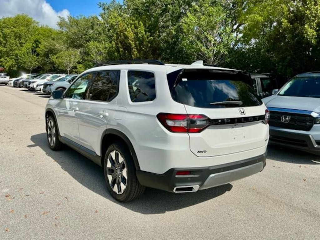 New 2026 Honda Pilot Elite SUV