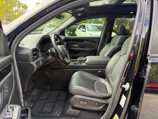 2025 Honda Pilot TrailSport - Photo 12