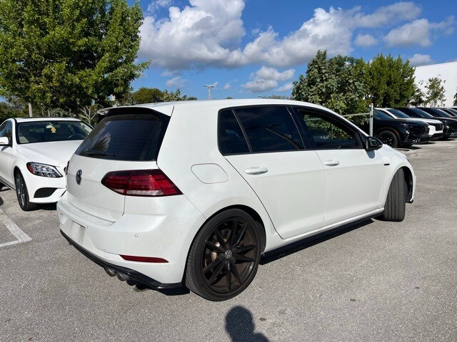 2019 Volkswagen Golf R 4Motion photo 4