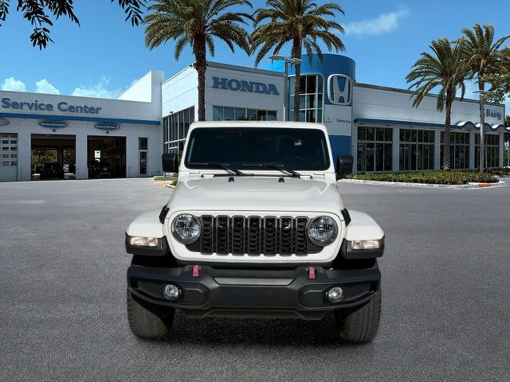 Used 2025 Jeep