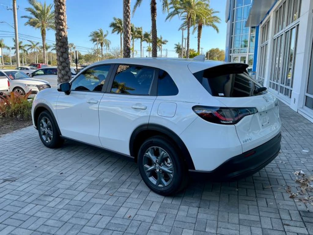 New 2026 Honda HR-V LX SUV