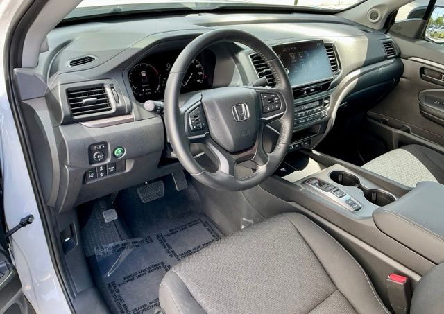 2025 Honda Ridgeline Sport - Photo 20