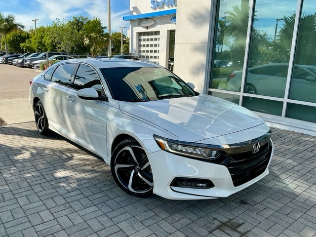 2018 Honda Accord Sport's photo