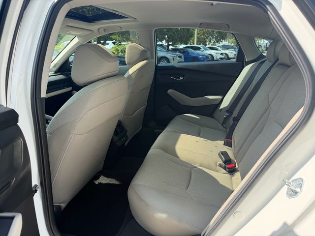 2025 Honda Accord SE - Photo 13
