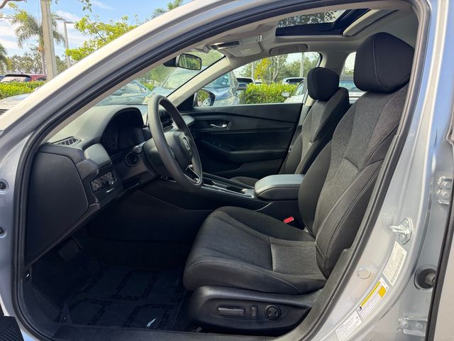 2024 Honda Accord EX - Photo 11