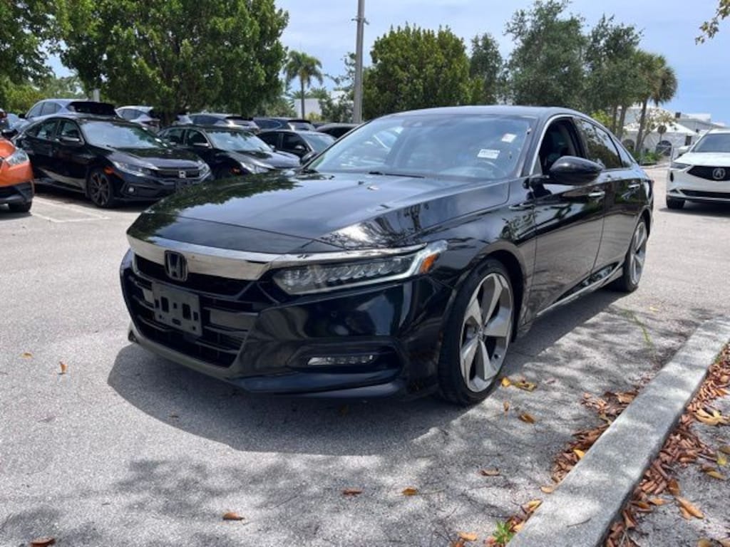 Used 2018 Honda Accord Touring Sedan