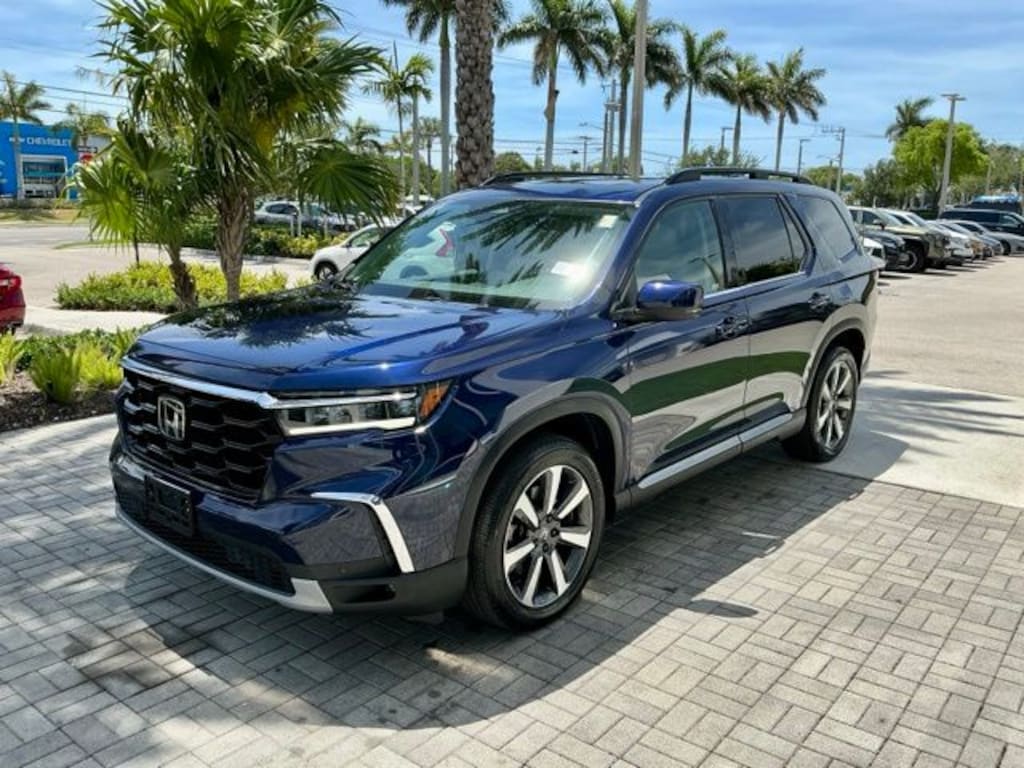 Certified 2023 Honda Pilot Touring SUV