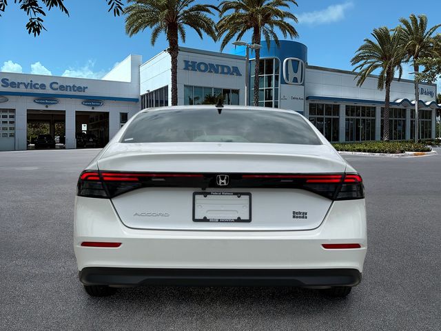 2025 Honda Accord SE - Photo 7