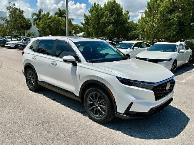 Platinum White Pearl 2027 Honda CR-V SUV / Crossover All-Wheel Drive 