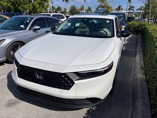 Certified 2025 Honda Accord SE with VIN 1HGCY1F40SA016820 for sale in Northfield, Minnesota