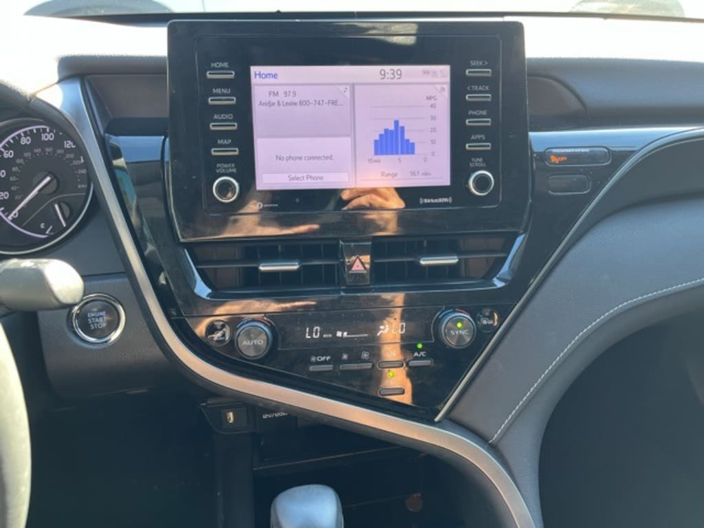 Used 2023 Toyota Camry SE Sedan