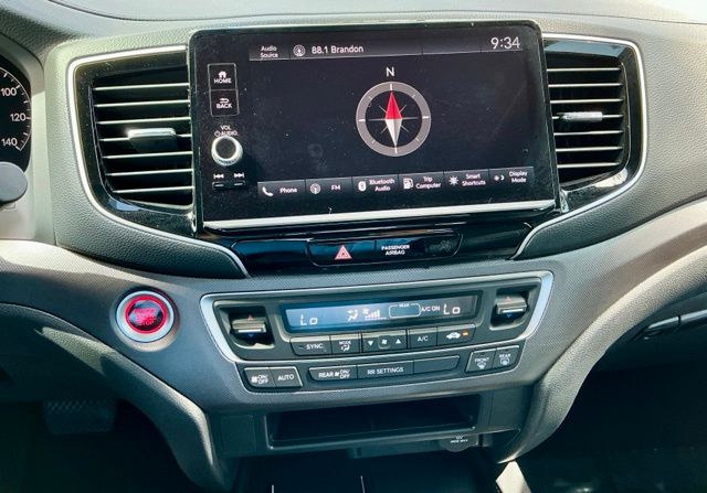 2025 Honda Ridgeline Sport - Photo 30