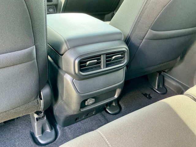 2025 Honda Ridgeline Sport - Photo 10