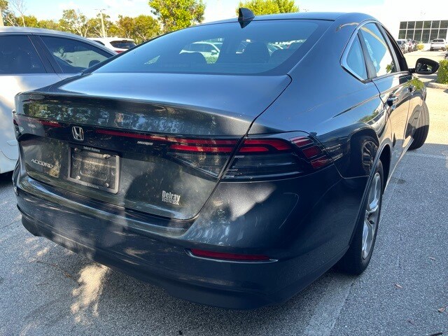 2023 Honda Accord LX photo 4