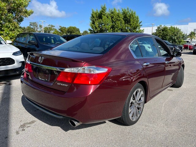 2014 Honda Accord Sport photo 2