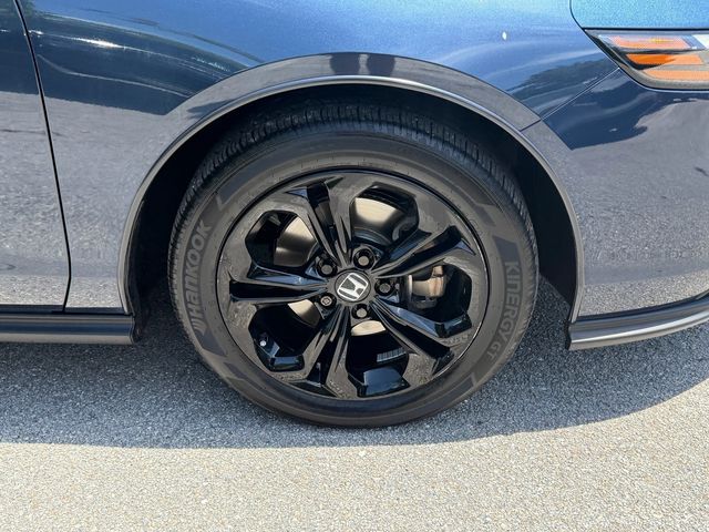 2025 Honda Accord SE - Photo 10