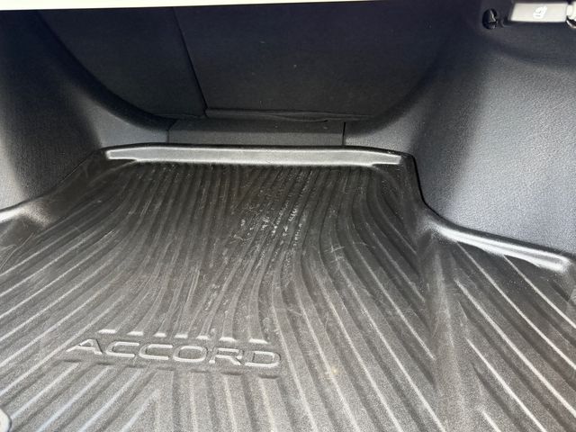2025 Honda Accord Hybrid Sport-L - Photo 18