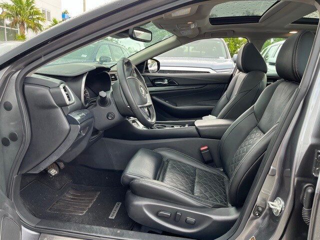 2021 Nissan Maxima Platinum photo 4