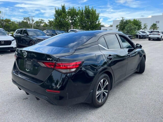 2021 Nissan Sentra SV photo 3