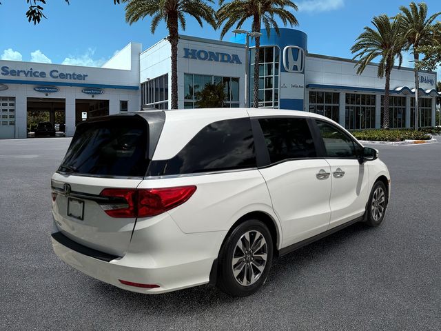 2024 Honda Odyssey EX-L - Photo 8