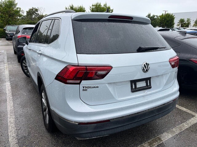 2018 Volkswagen Tiguan SE photo 2