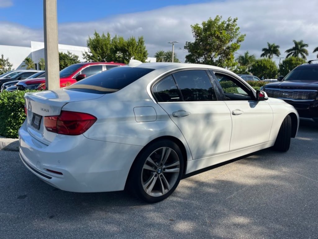 Used 2017 BMW 330i 330i Sedan