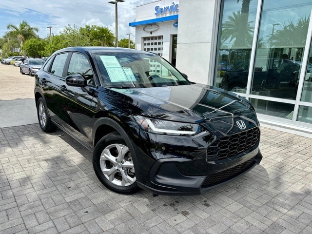 HR-V LX
