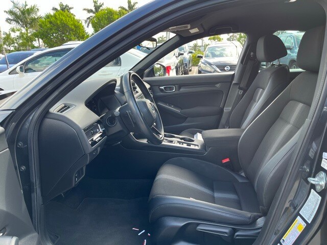 2023 Honda Civic Sport photo 4