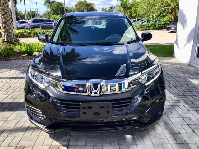 Used 2021 Honda HR-V LX with VIN 3CZRU5H31MM727569 for sale in Delray Beach, FL