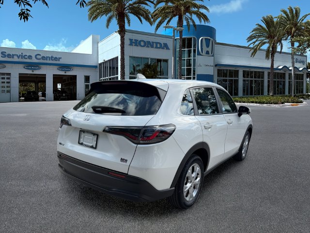 2025 Honda HR-V LX - Photo 8