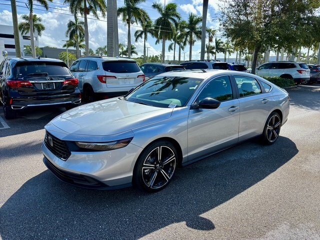 2025 Honda Accord Hybrid Sport photo 3