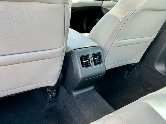 2019 Honda Accord EX-L - Photo 11