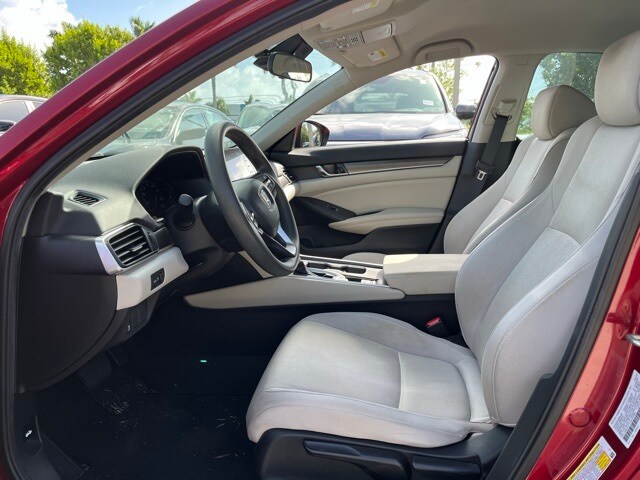 2020 Honda Accord LX photo 4
