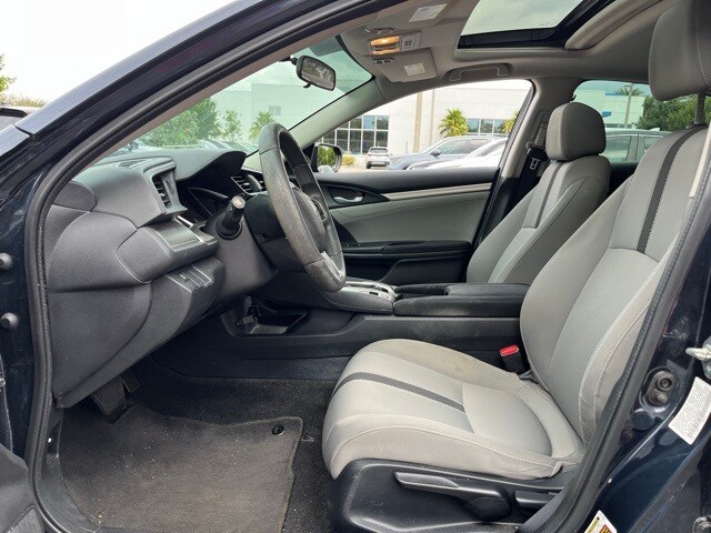 2017 Honda Civic EX photo 4