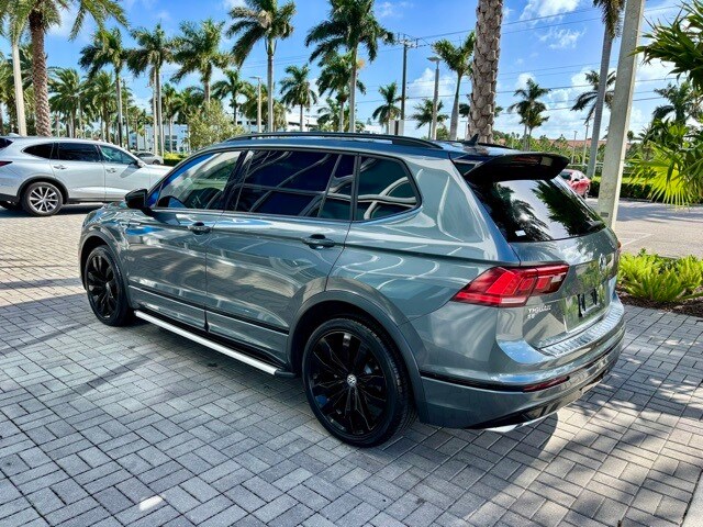 2020 Volkswagen Tiguan SE R-Line Black photo 3