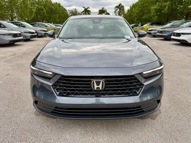 2025 Honda Accord LX photo 2