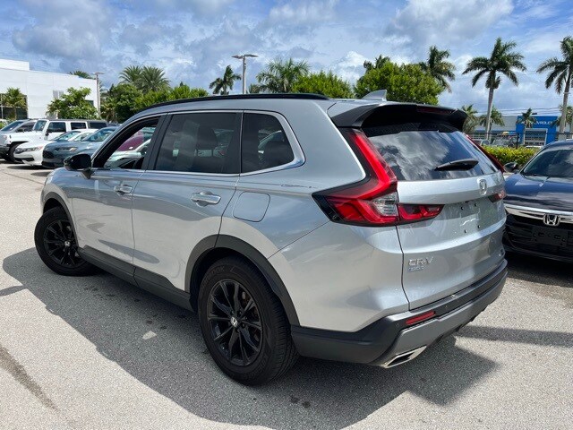 2025 Honda CR-V Hybrid Sport-L photo 2