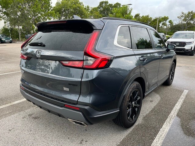 2023 Honda CR-V Hybrid Sport photo 3