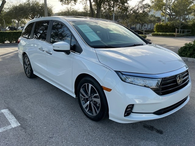 2023 Honda Odyssey Touring's photo