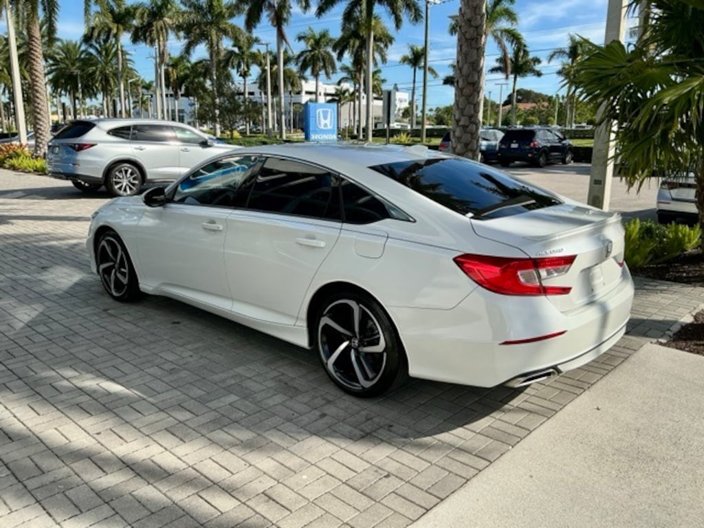 Used 2018 Honda Accord Sport 2.0T Sedan