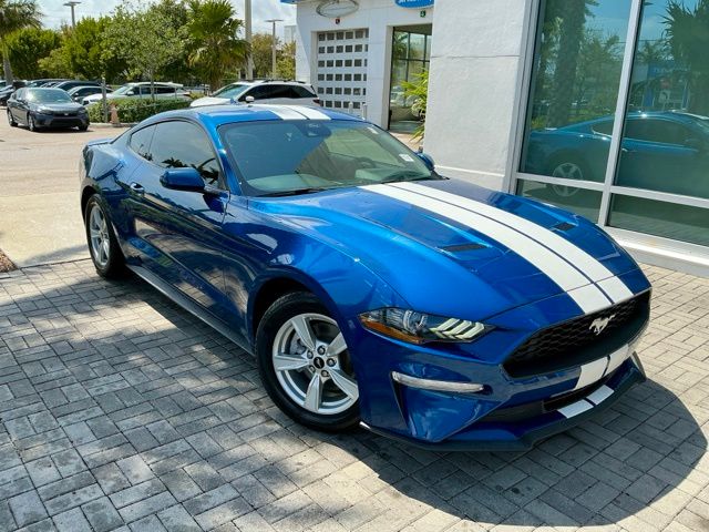 2022 Ford Mustang EcoBoost