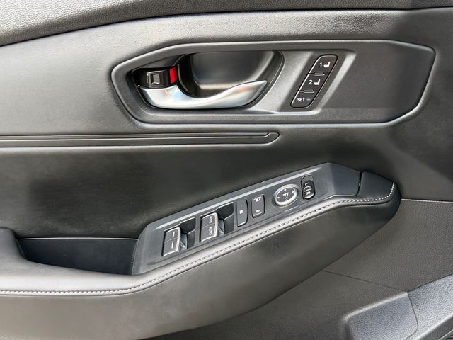 2025 Honda Accord Hybrid Sport-L - Photo 32