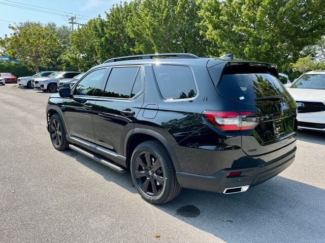2025 Honda Pilot Black Edition photo 3