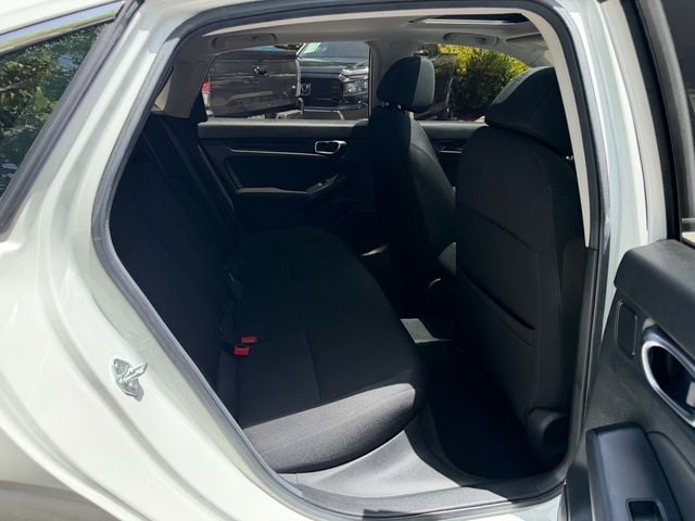 2024 Honda Civic EX - Photo 12