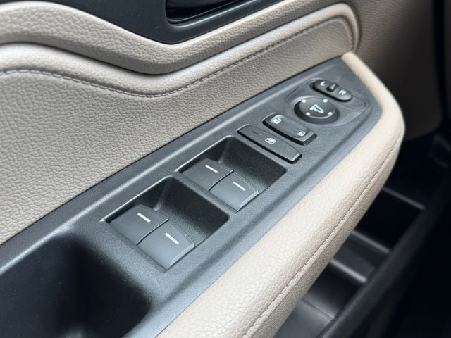2024 Honda Odyssey EX-L - Photo 25